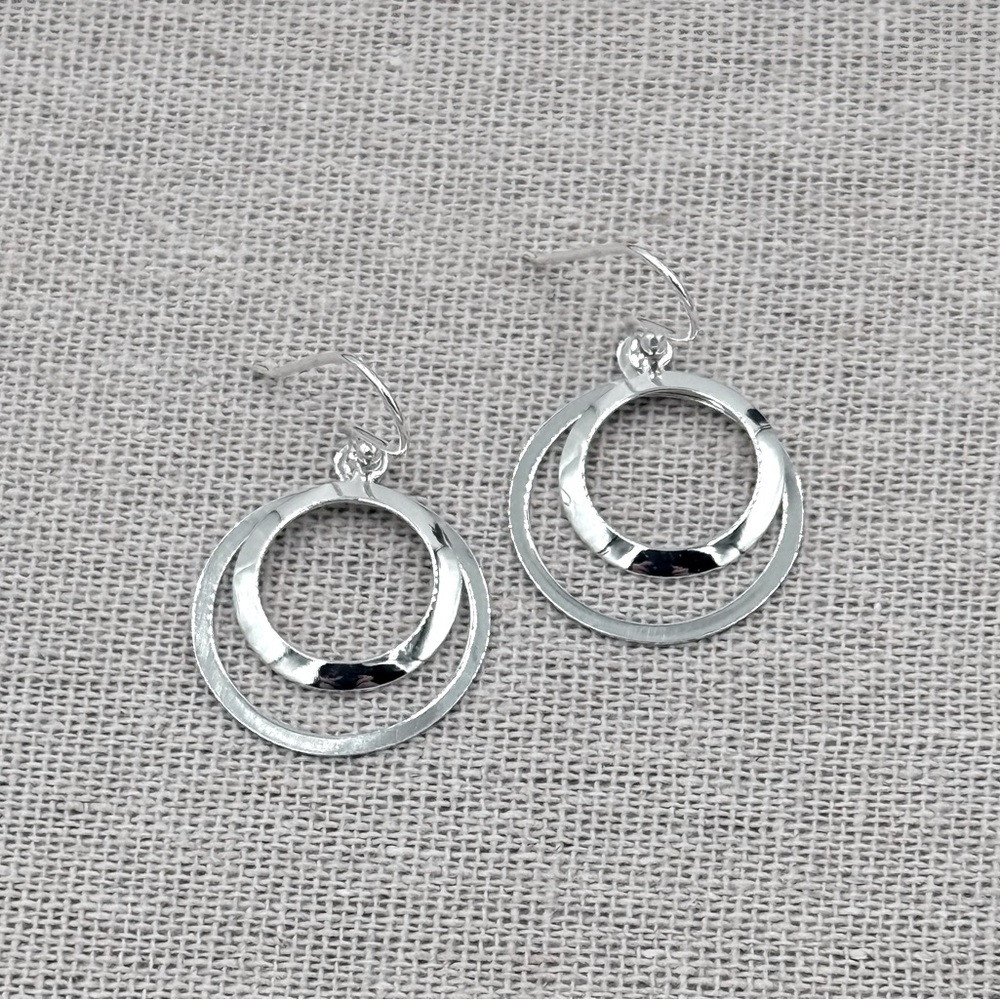 925 Sterling Silver Double Circle Dangle Earrings! NEW! - Picture 3 of 4